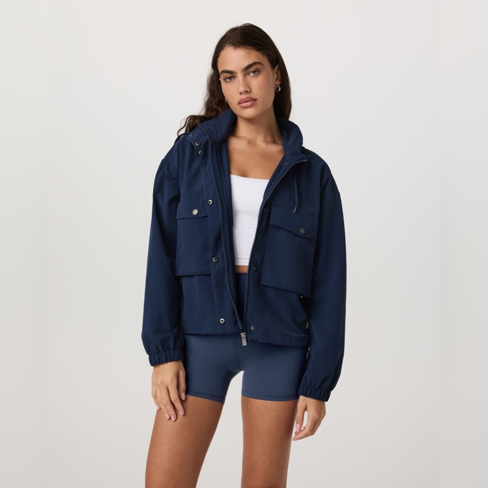 NWT Vuori Women's Bayside Jacket in Blue Coast - Picture 2 of 9